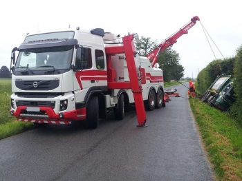 Кюветные работы по эвакуации грузового транспорта