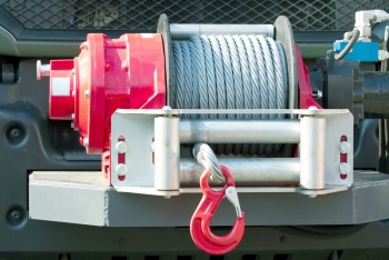 Работа лебедкой в сложных условиях