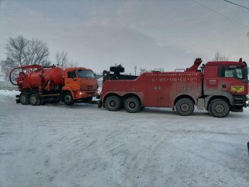Цистерна “встала” на обочине
